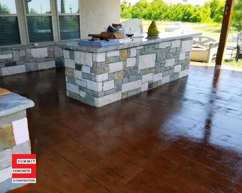 Embrace the Culinary Delights of the Outdoors: Why You Should Invest in an Outdoor Kitchen